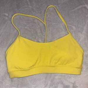 FLASH SALE 🚨 Lululemon Flow Y Bra in size 6